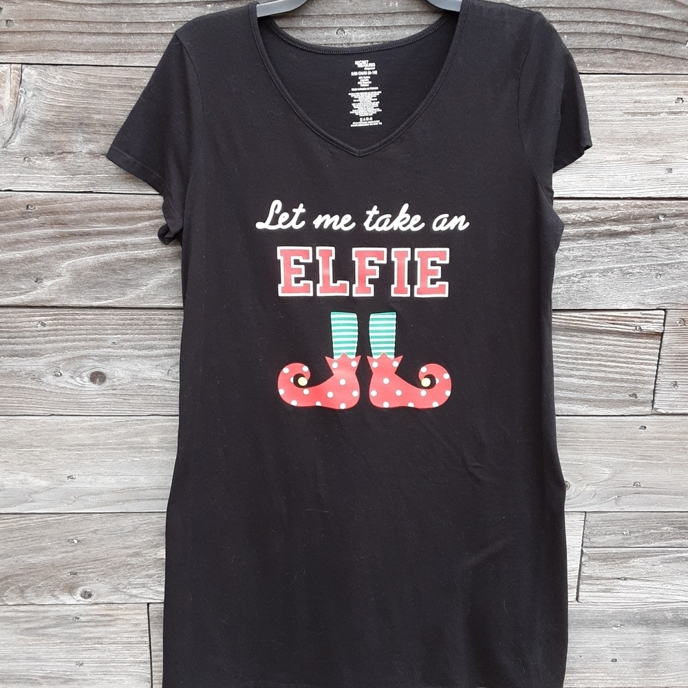 Secret Treasures black Christmas nightshirt size 6-10